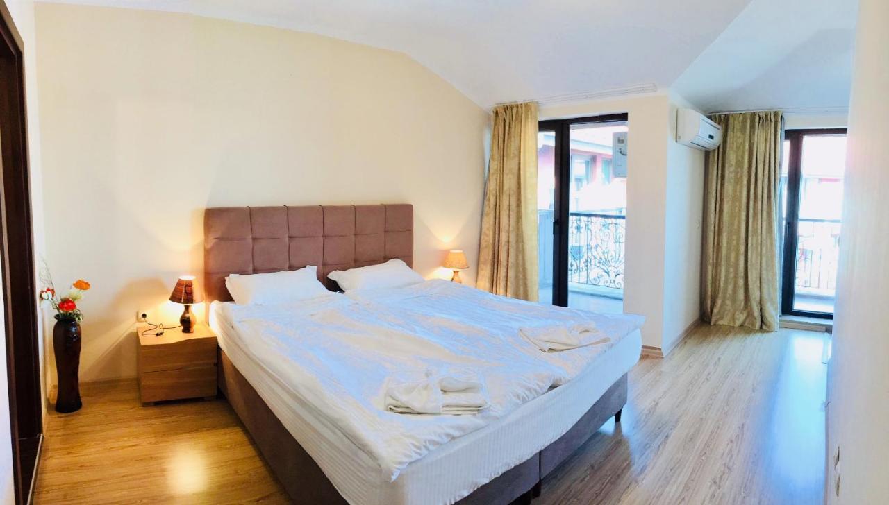 Chateau Del Marina Penthouses Nesebar Buitenkant foto